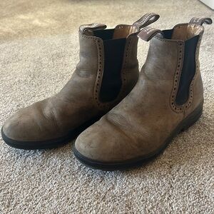 Blundstones High Top Boot